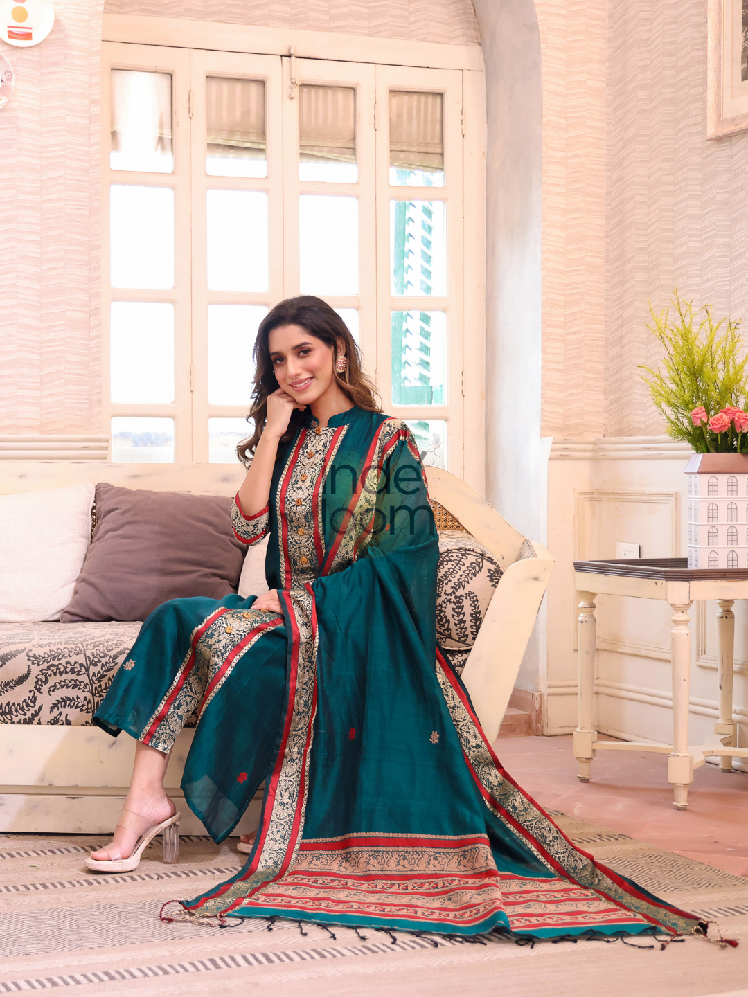 Forest Green Baluchari Linen 2-Piece Set Kurti & Dupatta (UNSTITCHED) - 308
