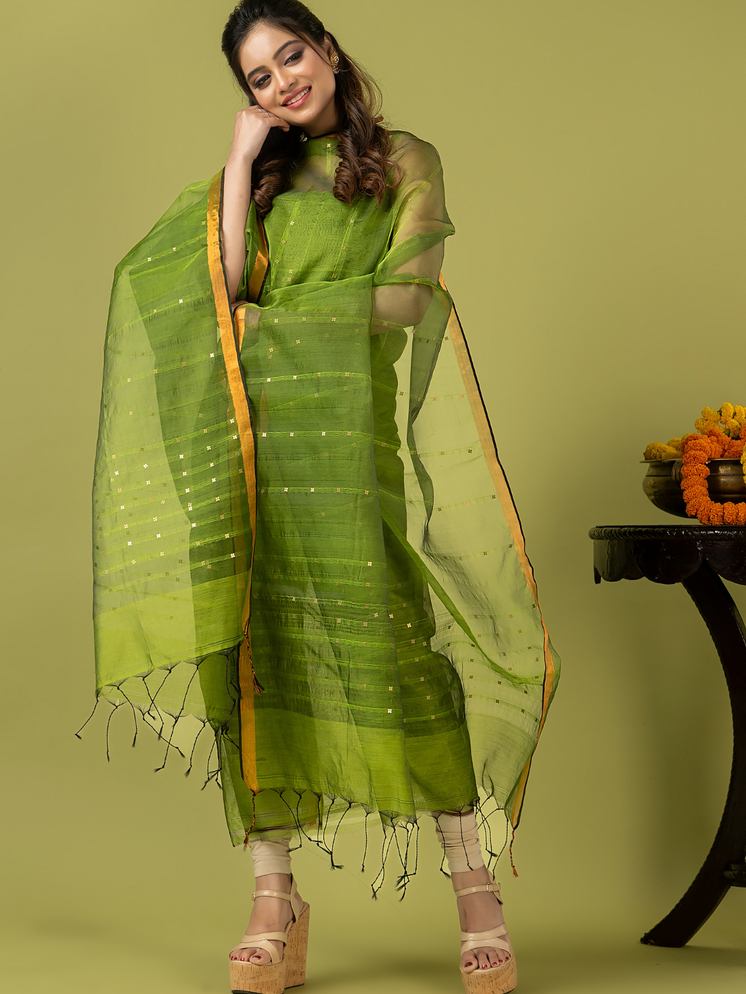 Handwoven Jamdani Muslin Unstitched 2-piece Kurti | Parrot Green