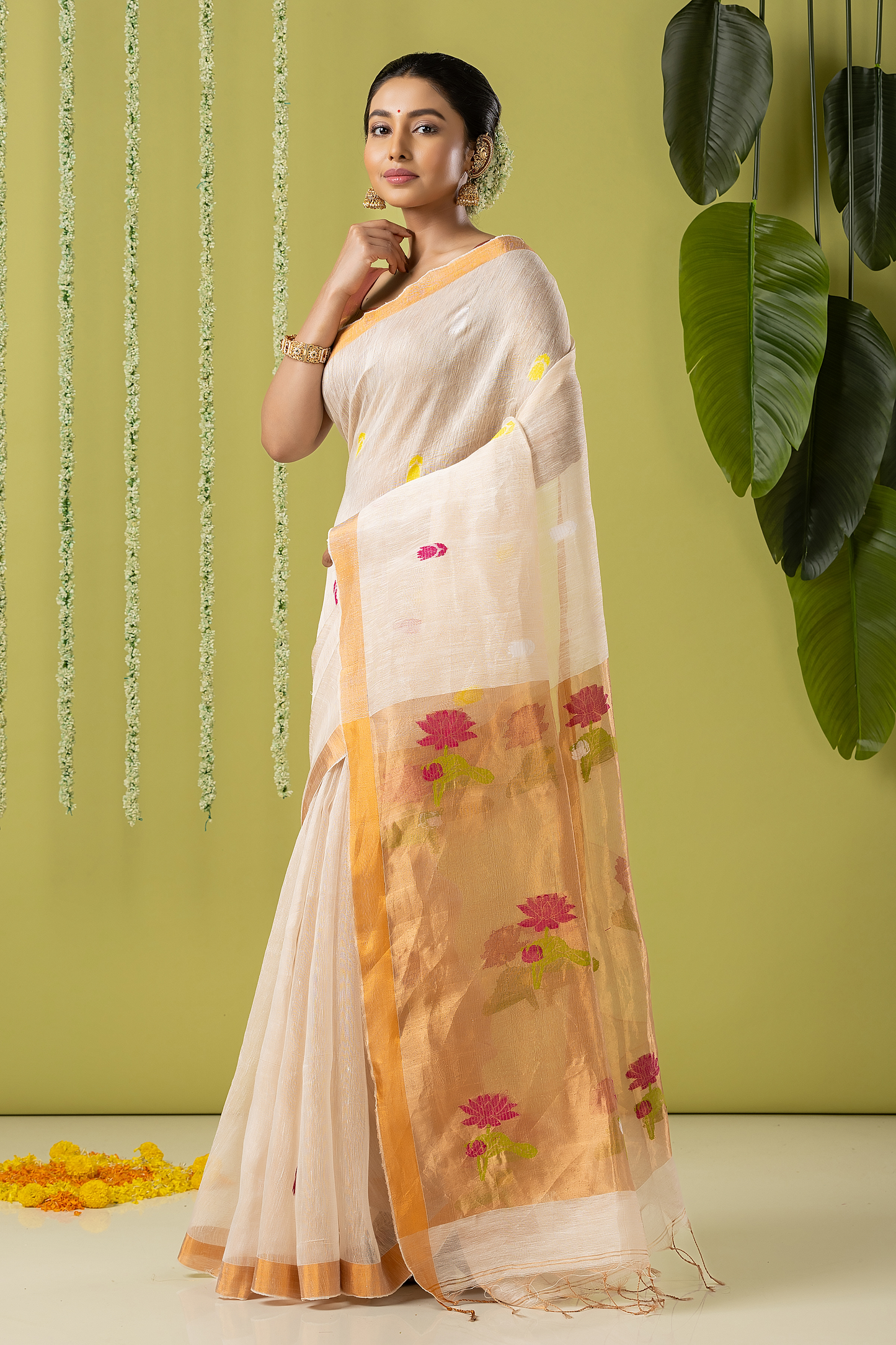 Handwoven Jamdani Muslin Saree | Off-White and Gold | All-over Buttas with All-over Jamdani weaves