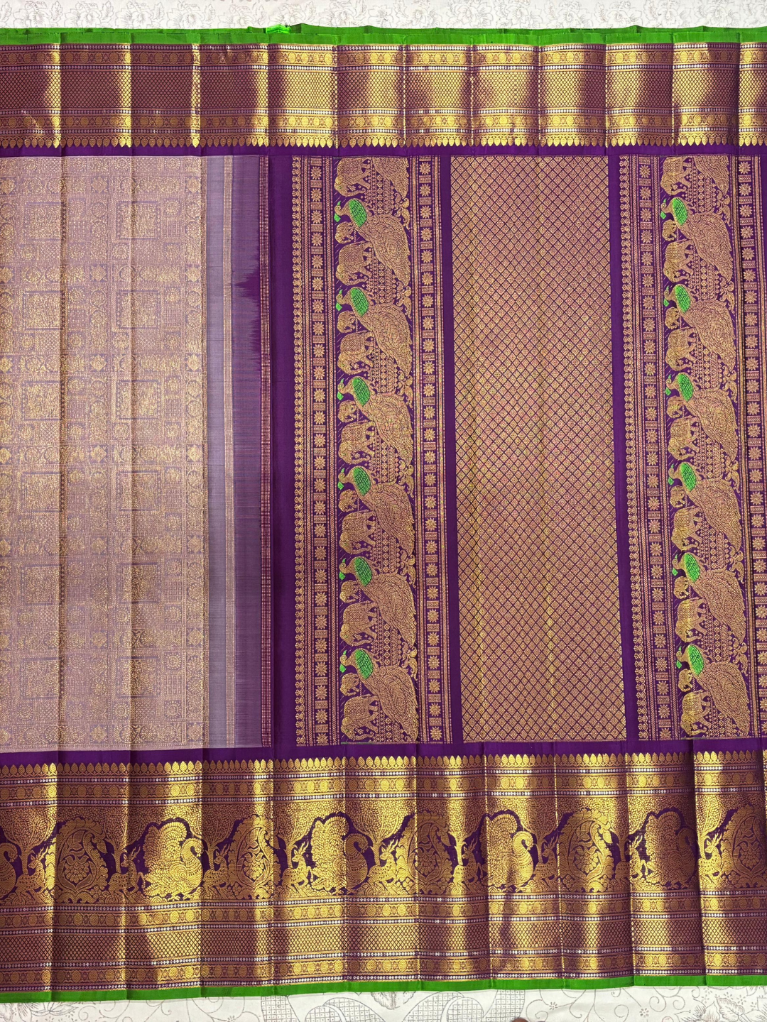 Pure Handwoven Gadwal Silk Saree With Mulberry Purple - 030