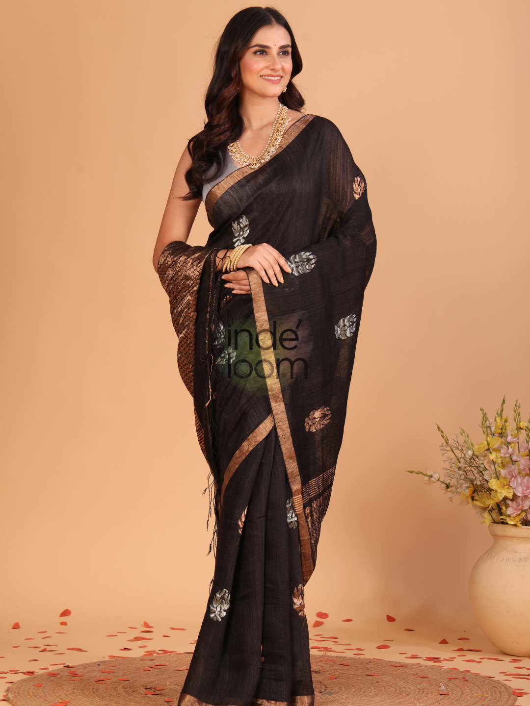 Handloom Matka Silk Jamdani Saree With Rich Black - 111
