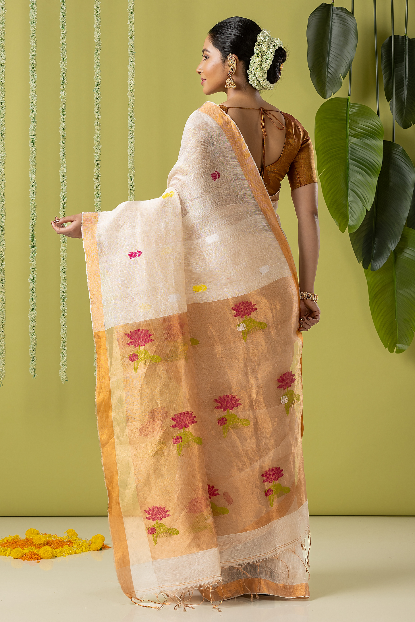 Handwoven Jamdani Muslin Saree | Off-White and Gold | All-over Buttas with All-over Jamdani weaves