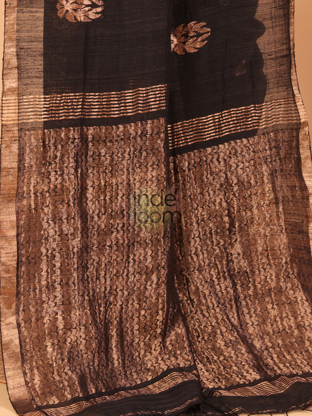 Handloom Matka Silk Jamdani Saree With Rich Black - 111