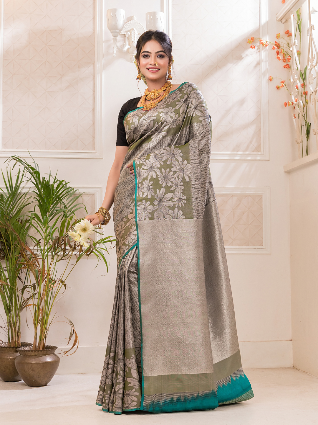 Harita Tara - Jade Green radiance with floral zari sparkle