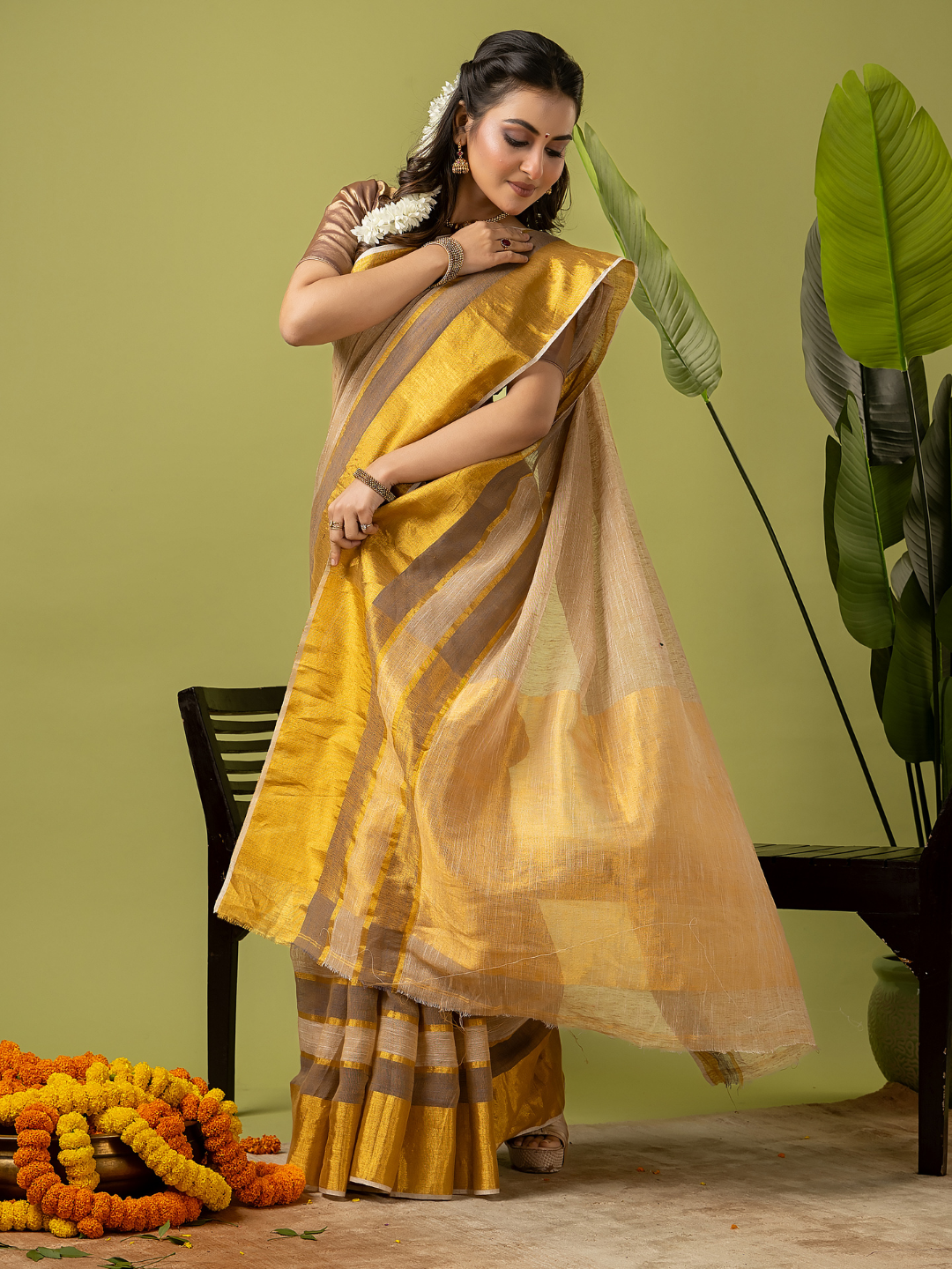 Pure Handloom Linen Saree | Pale Yellow  and Yellow  | Half and Half style with Contrast Border