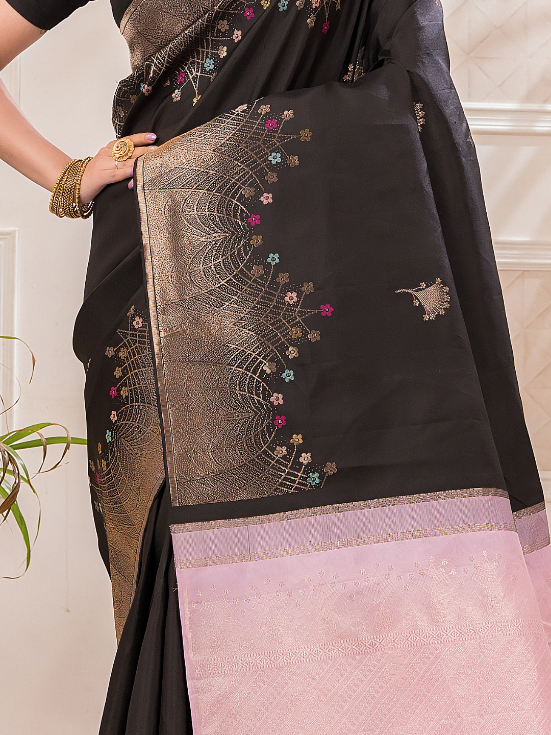 Off Black Pure Silk Mark Certified 1 Gram Gold Kanjeevaram Saree - 038