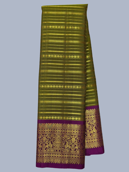 Pure Handwoven Gadwal Silk Saree With Forest Green -035