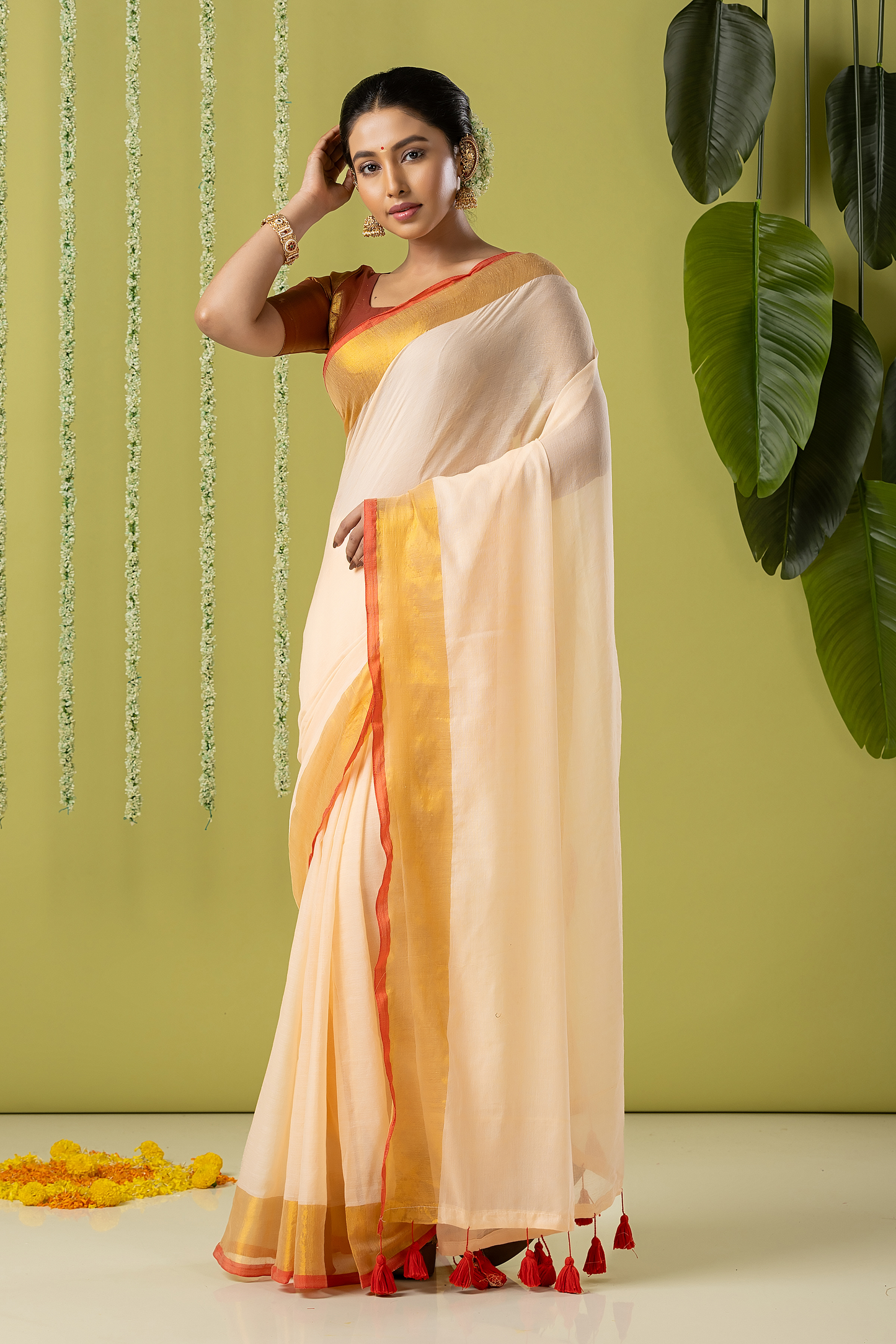 Pure Handloom Cotton Saree | White and Gold | Plain Body with Ribbon border