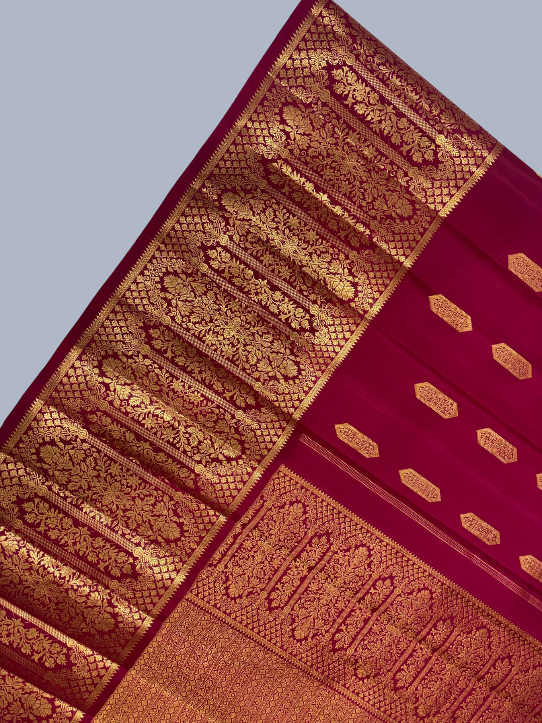 Pure Handwoven Gadwal Silk Saree Blood Red -196