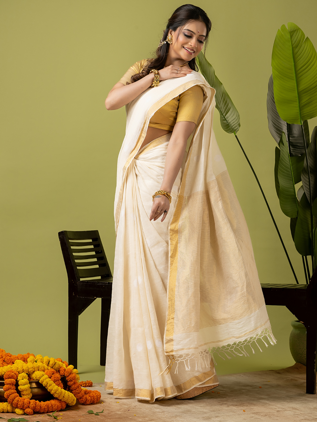 Pure Handloom Linen Saree | Shell White  and White  | Half and Half style with Contrast Border