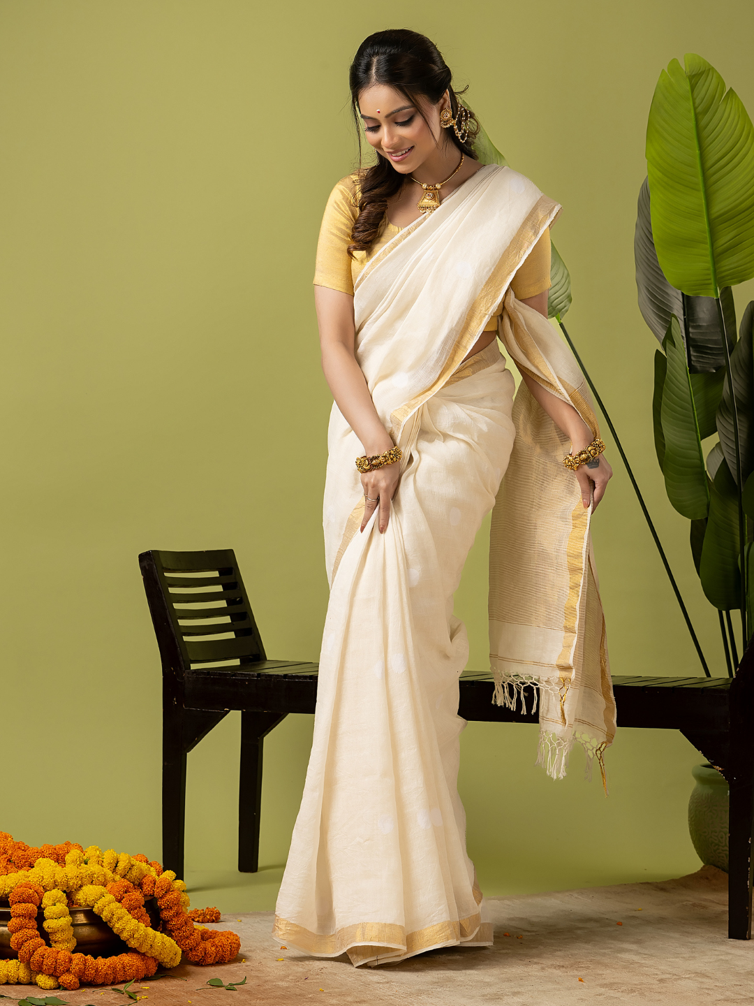Pure Handloom Linen Saree | Shell White  and White  | Half and Half style with Contrast Border