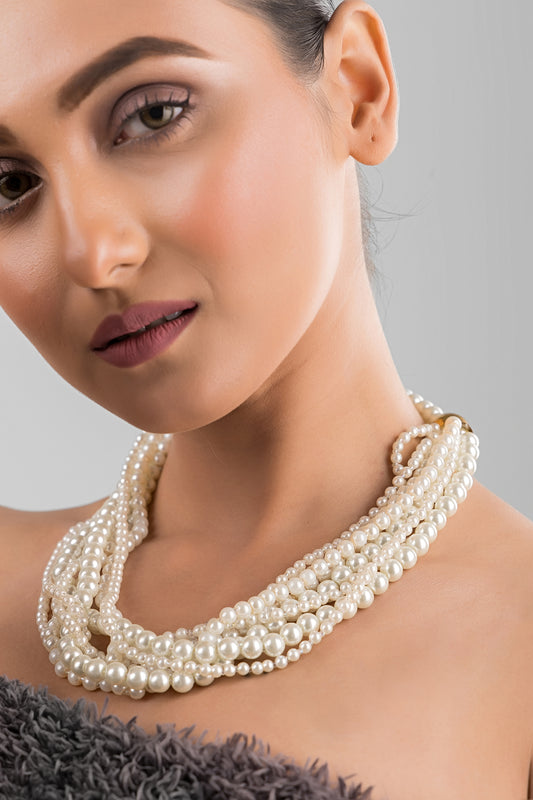 Lustre Pearl Choker