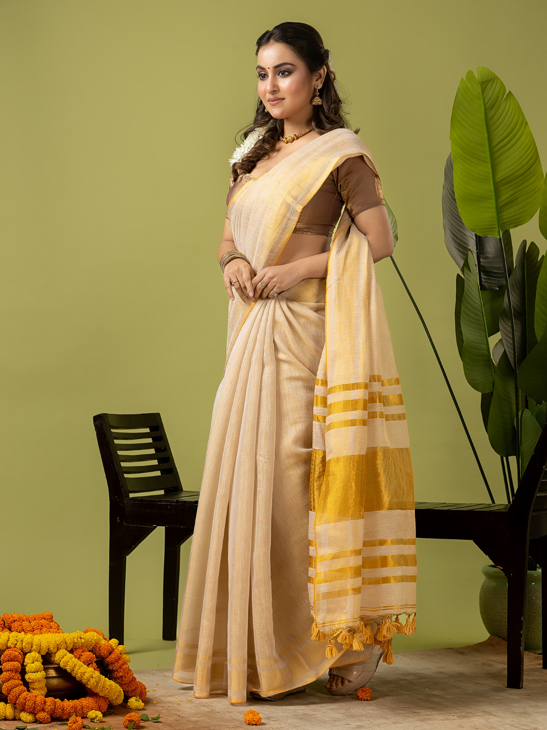 Pure Handloom Linen Saree | Pastel Yellow  and Yelllow  | Half and Half style with Contrast Border