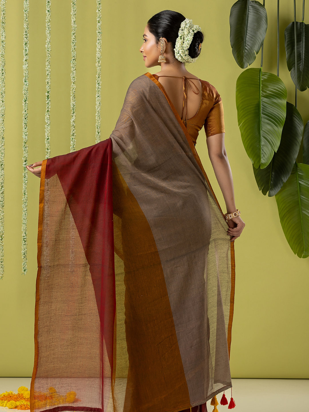 Pure Handloom Mul Cotton Saree | Taupe Brown