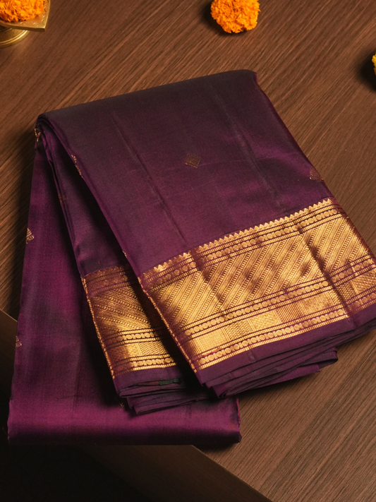 Kanjivaram Saree in Maroon with gold border