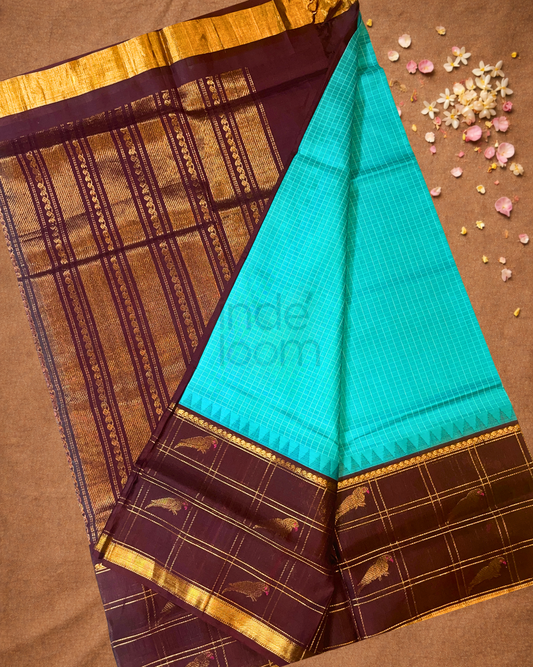 Pure Handloom Korvai Saree | Parrot motifs On Zari Checks | bright Blue