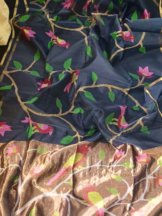 Dark Gray Hand Woven Muslin Paithani Jamdani Saree - 123