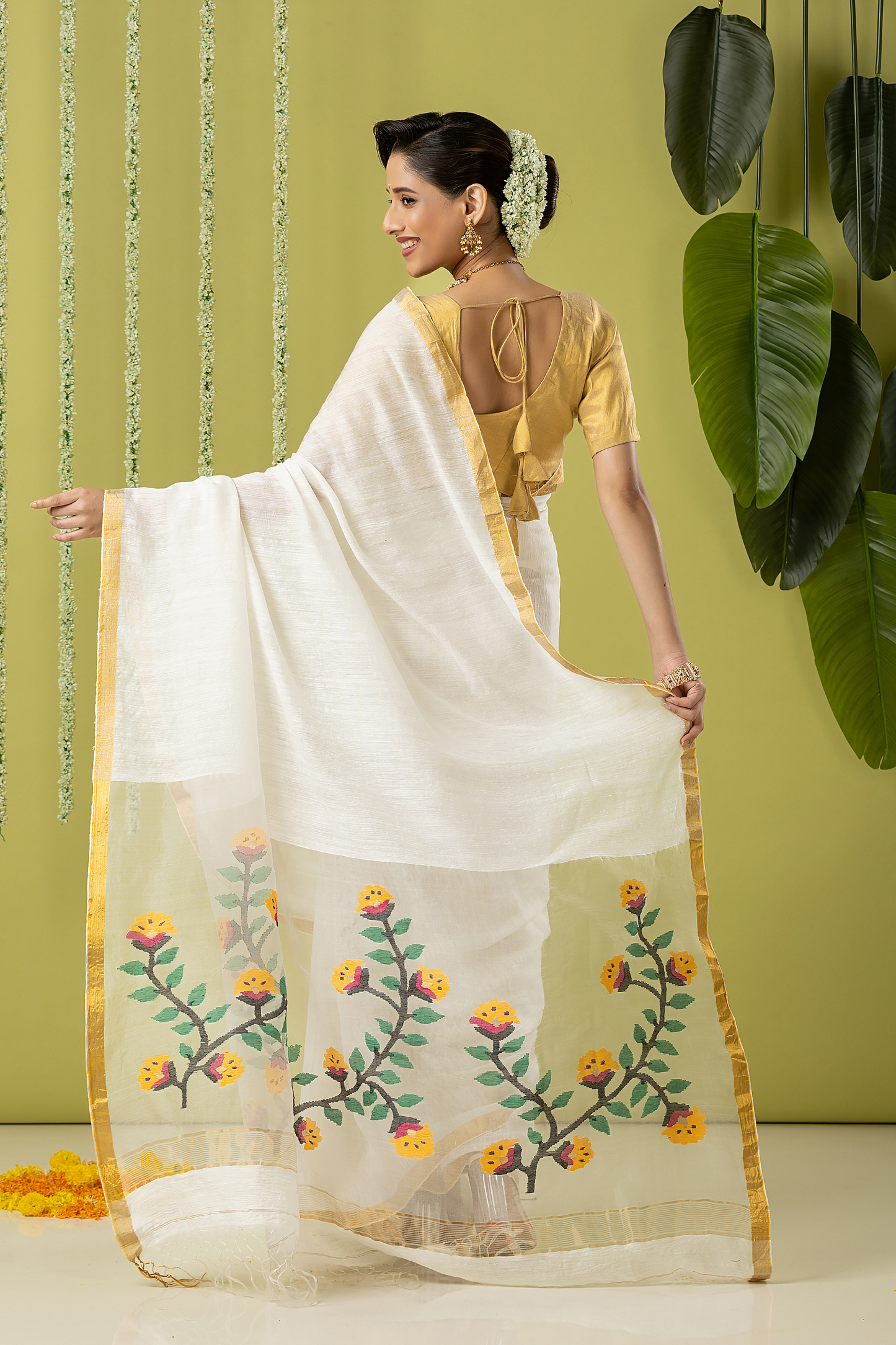 Handwoven Jamdani Muslin Saree | White | Plain Body with All-over Jamdani weaves