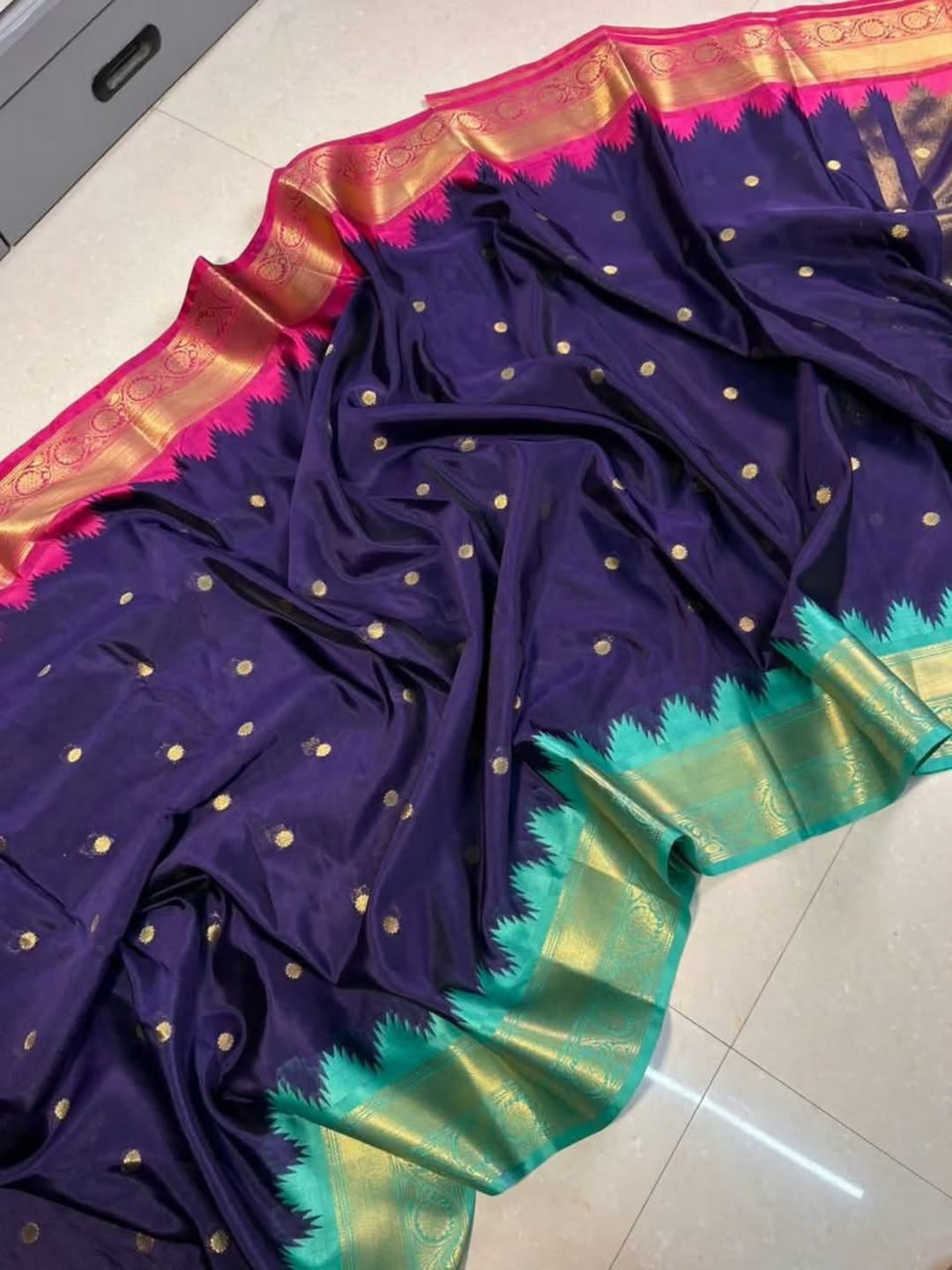 Pure Banarasi Exclusive Ektara Kora JAMDANI Tilfi saree  | Navy Blue