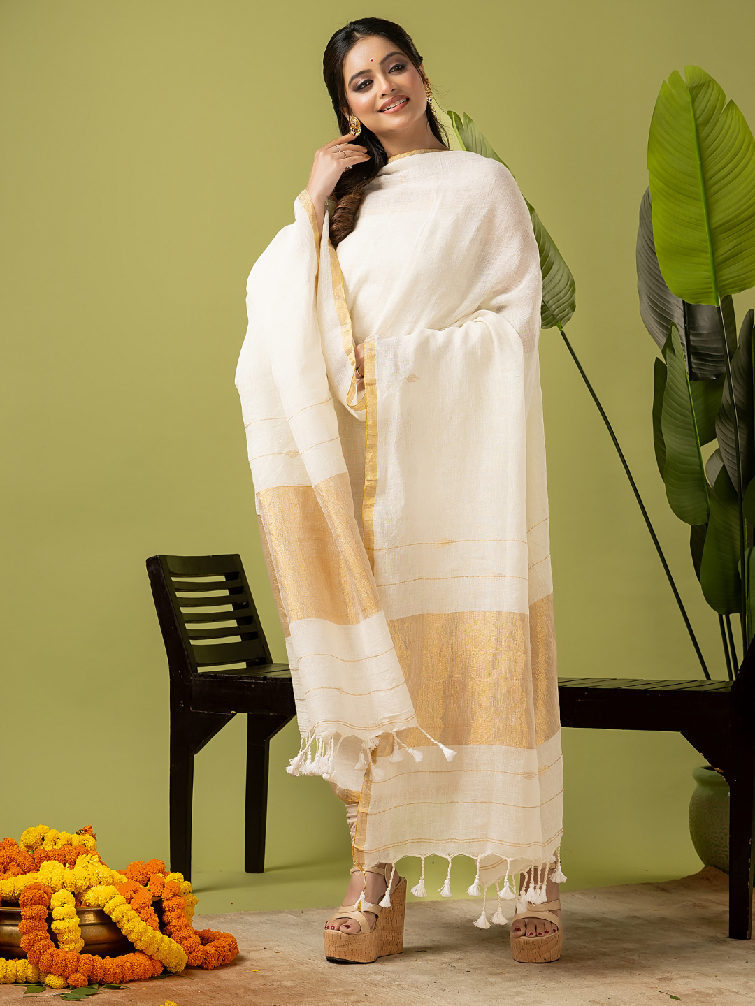 Handwoven Jamdani Linen Kurti | Cream White  and White  | All-over Buttas with Floral border