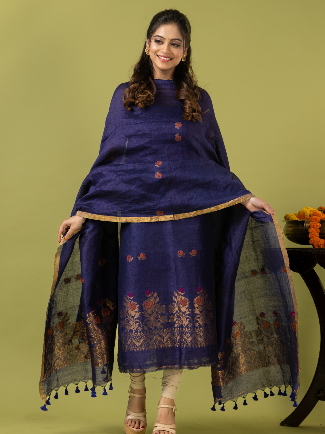 Handwoven Jamdani Linen Unstitched 2-piece Kurti | Indigo Blue