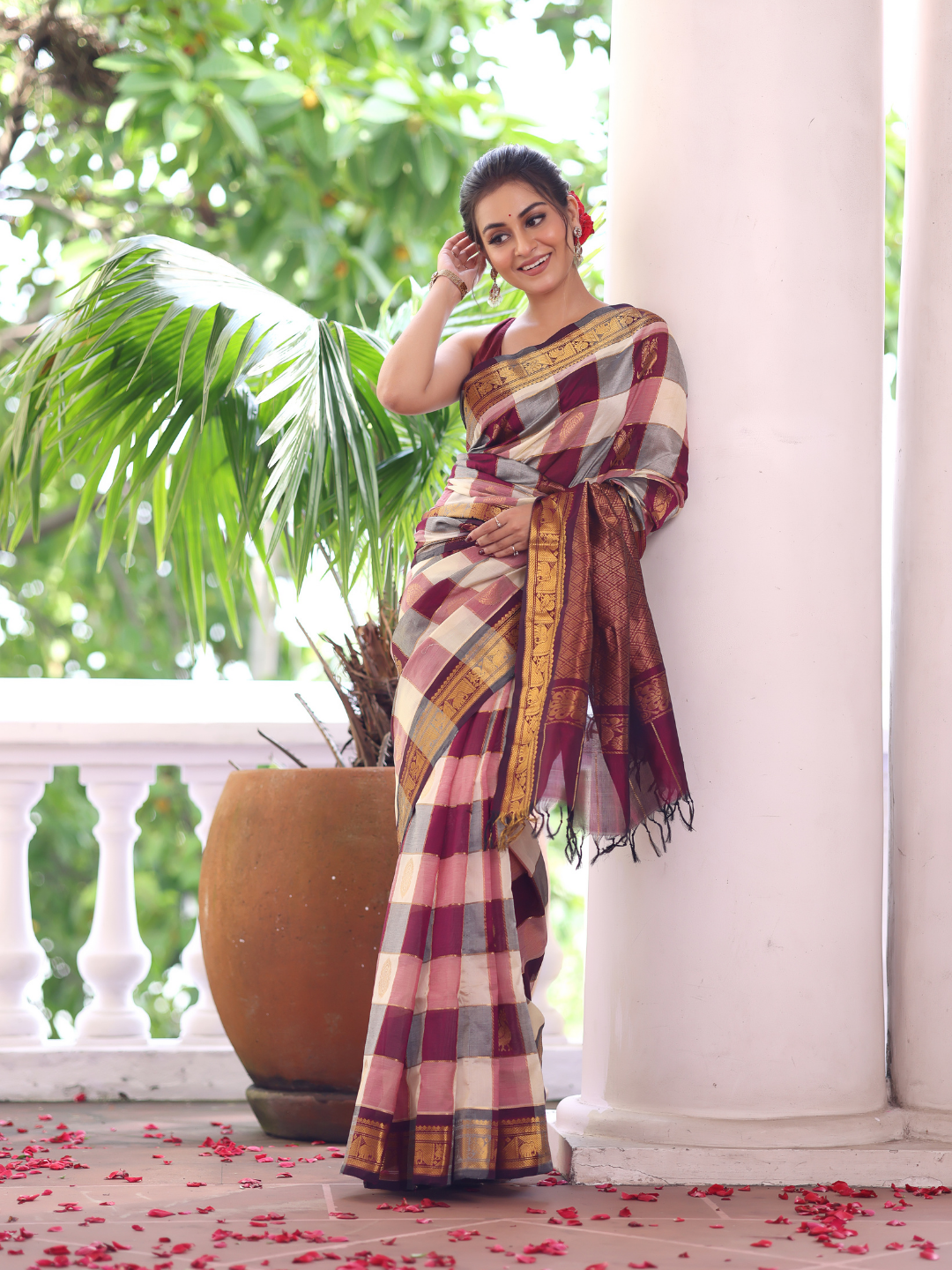 Pure Handloom Korvai Saree | Zari Checks White