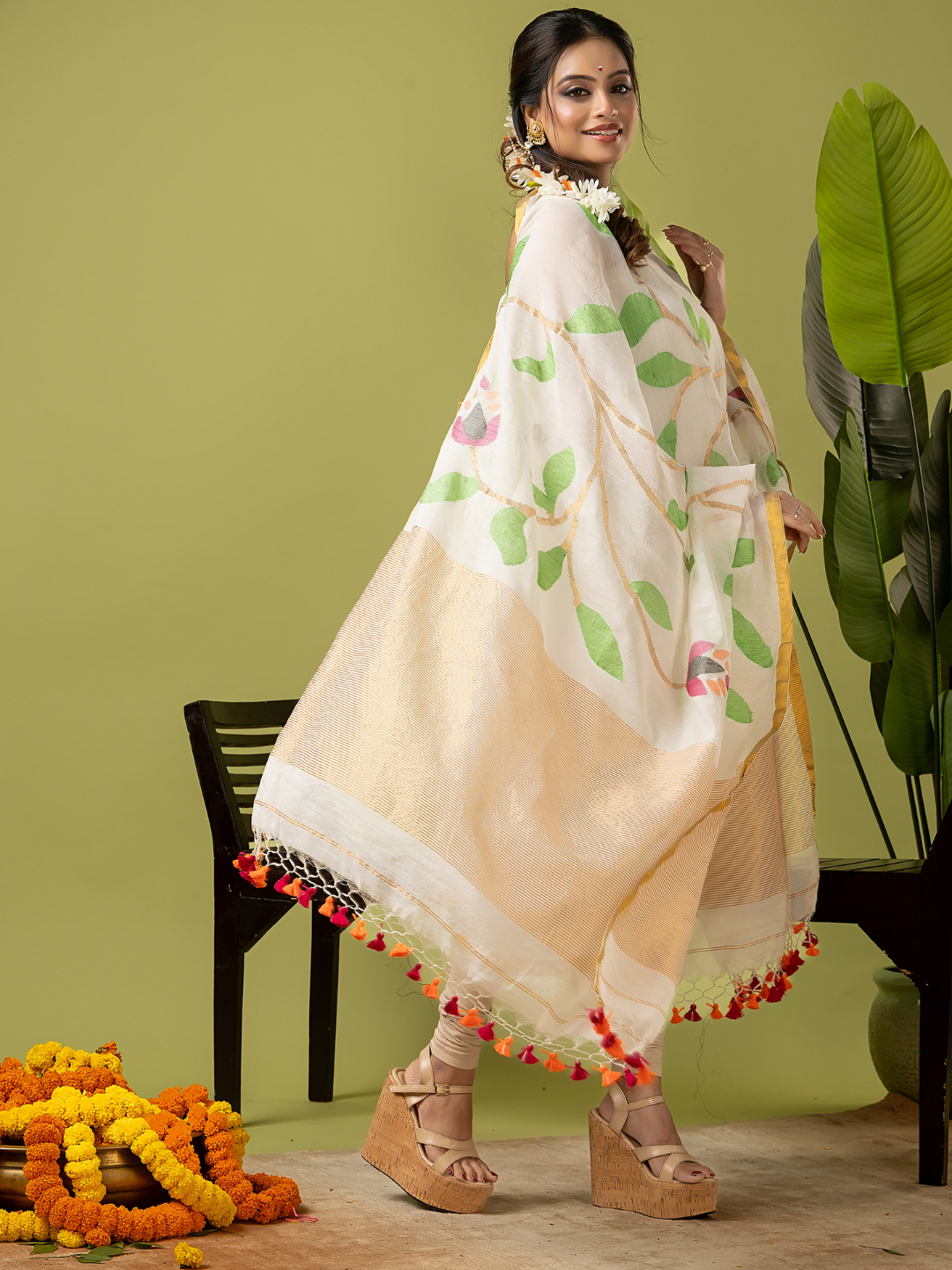 Handwoven Jamdani Linen Kurti | Cream White  and White  | All-over Buttas with Floral border