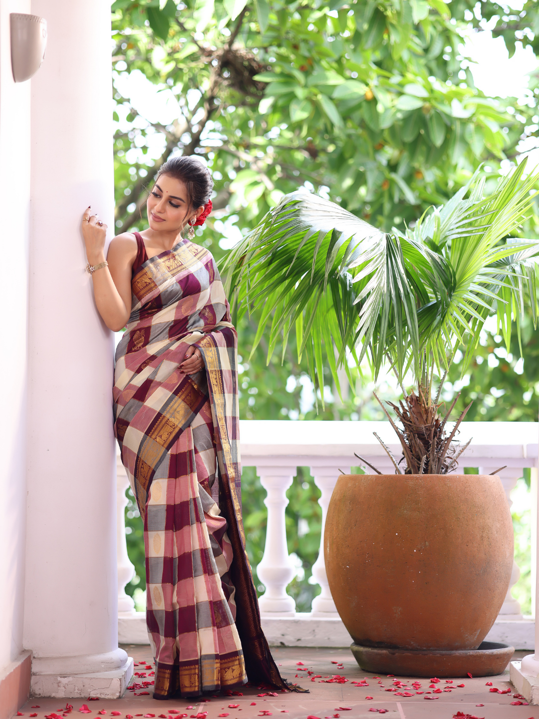 Pure Handloom Korvai Saree | Zari Checks White