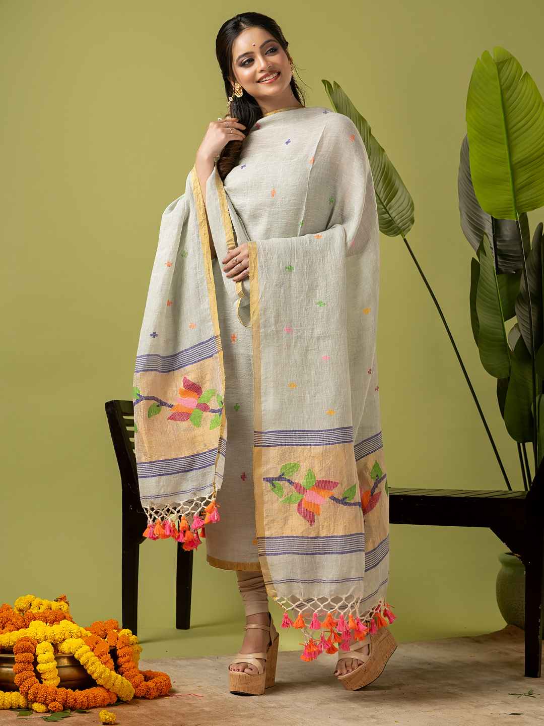Handwoven Jamdani Linen Kurti | Basil Green  and Green | All-over Buttas with Floral border