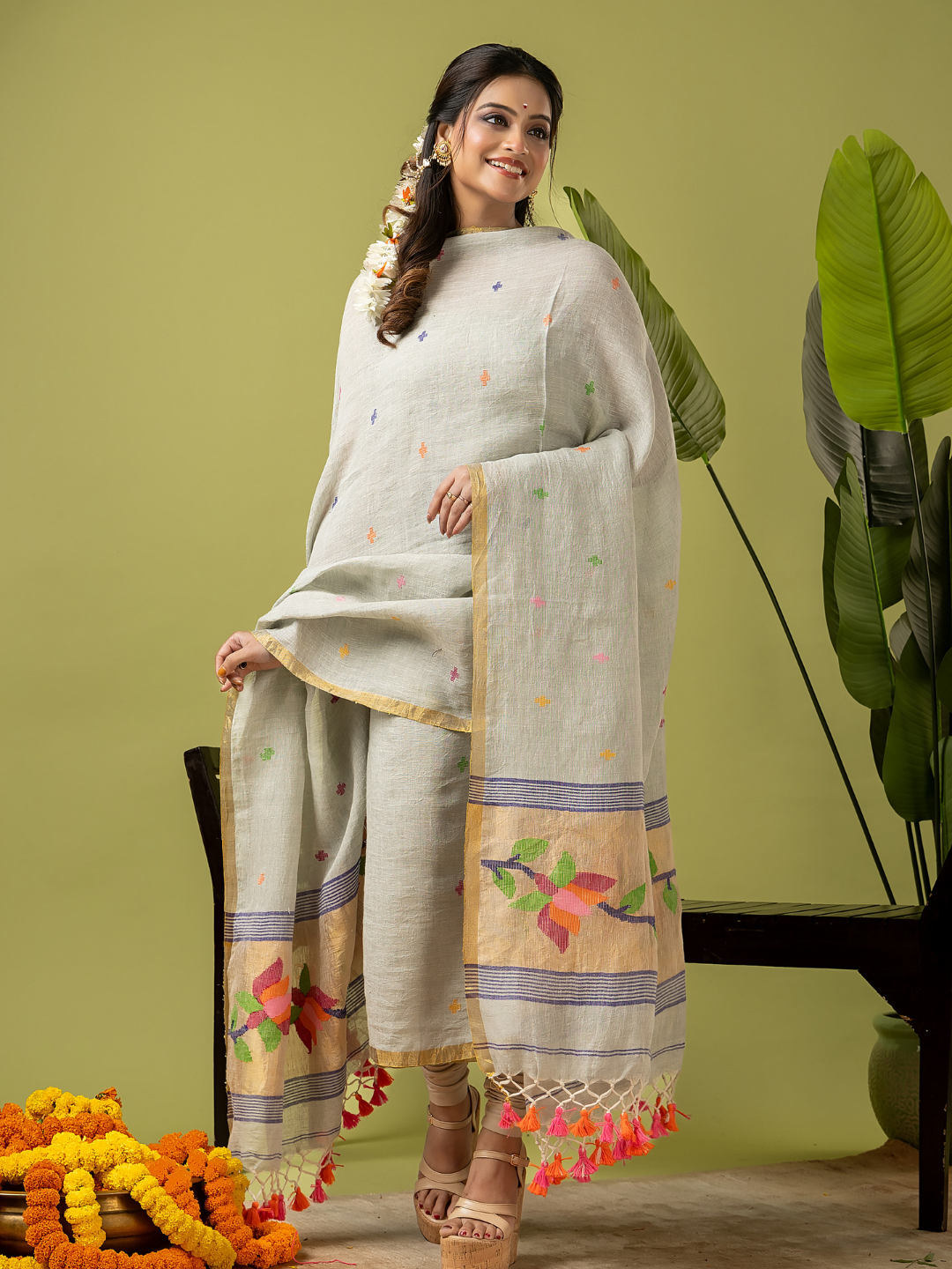 Handwoven Jamdani Linen Kurti | Basil Green  and Green | All-over Buttas with Floral border