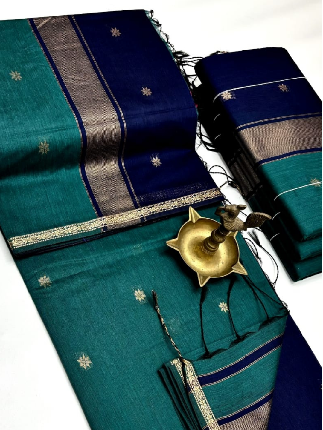 Maheshwari Silk Cotton Saree – Festive Elegance | Pine Green