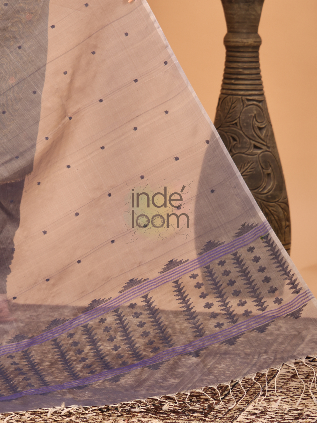 Pure Handloom Muslin Jamdani Dupatta With Off Black - 024