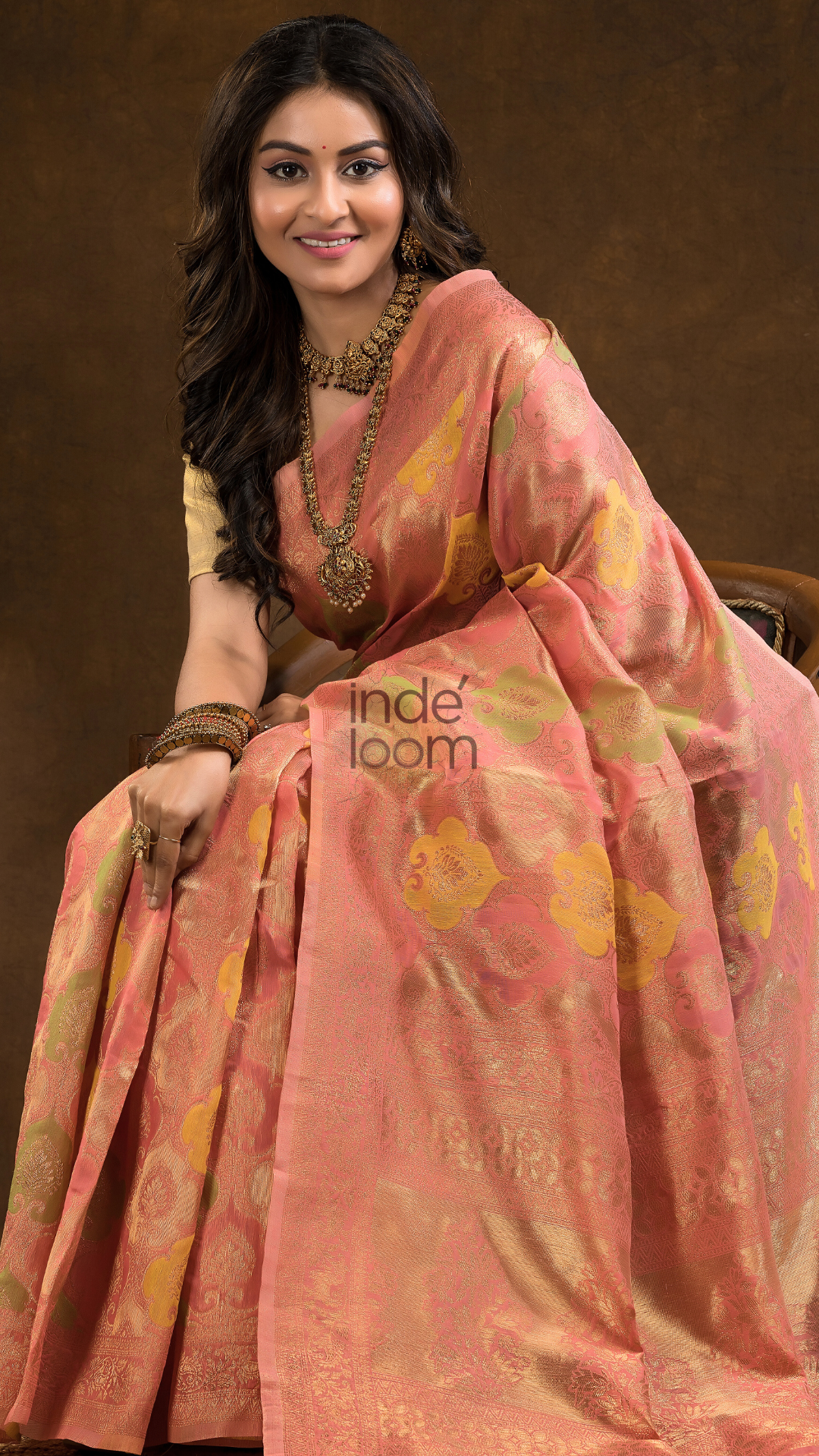Floral woven design Silk blend Jacquard Saree | Peach Pink