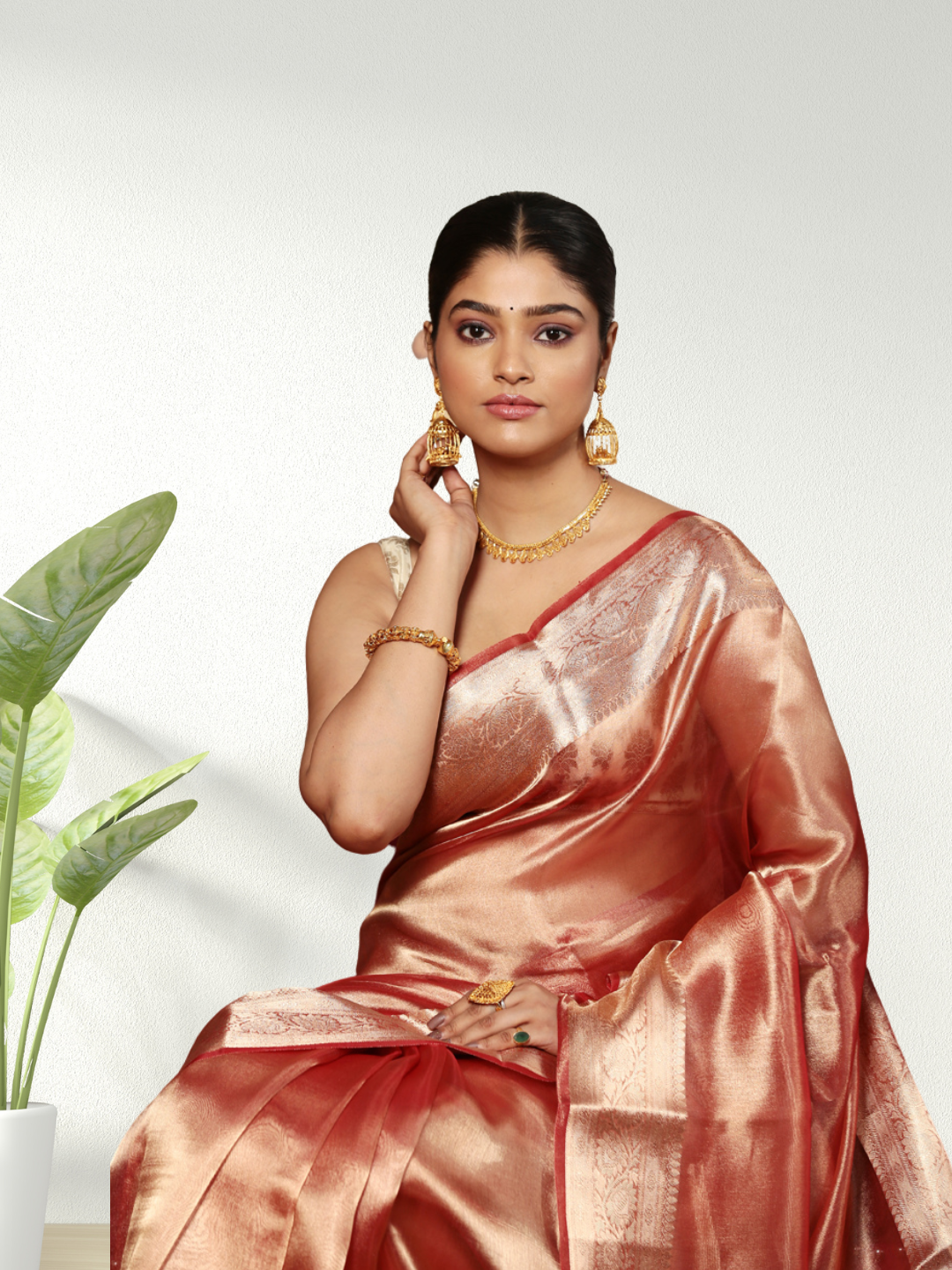 Tissue Silk Saree In Shaded Golden Pink - 005