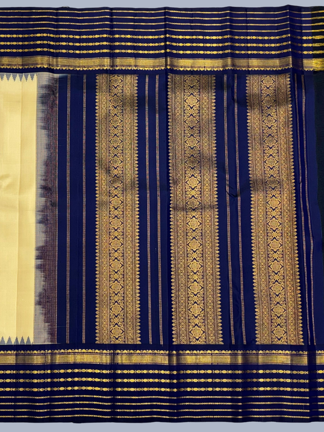 Pure Handwoven Kanchi [Korvai]  Silk Saree In Pale Yellow -214