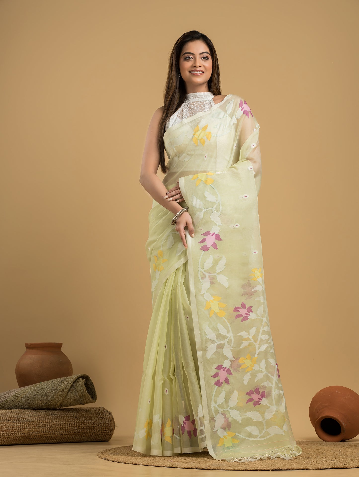 Handwoven Pure Jamdani Muslin Saree  |  Cream Beige