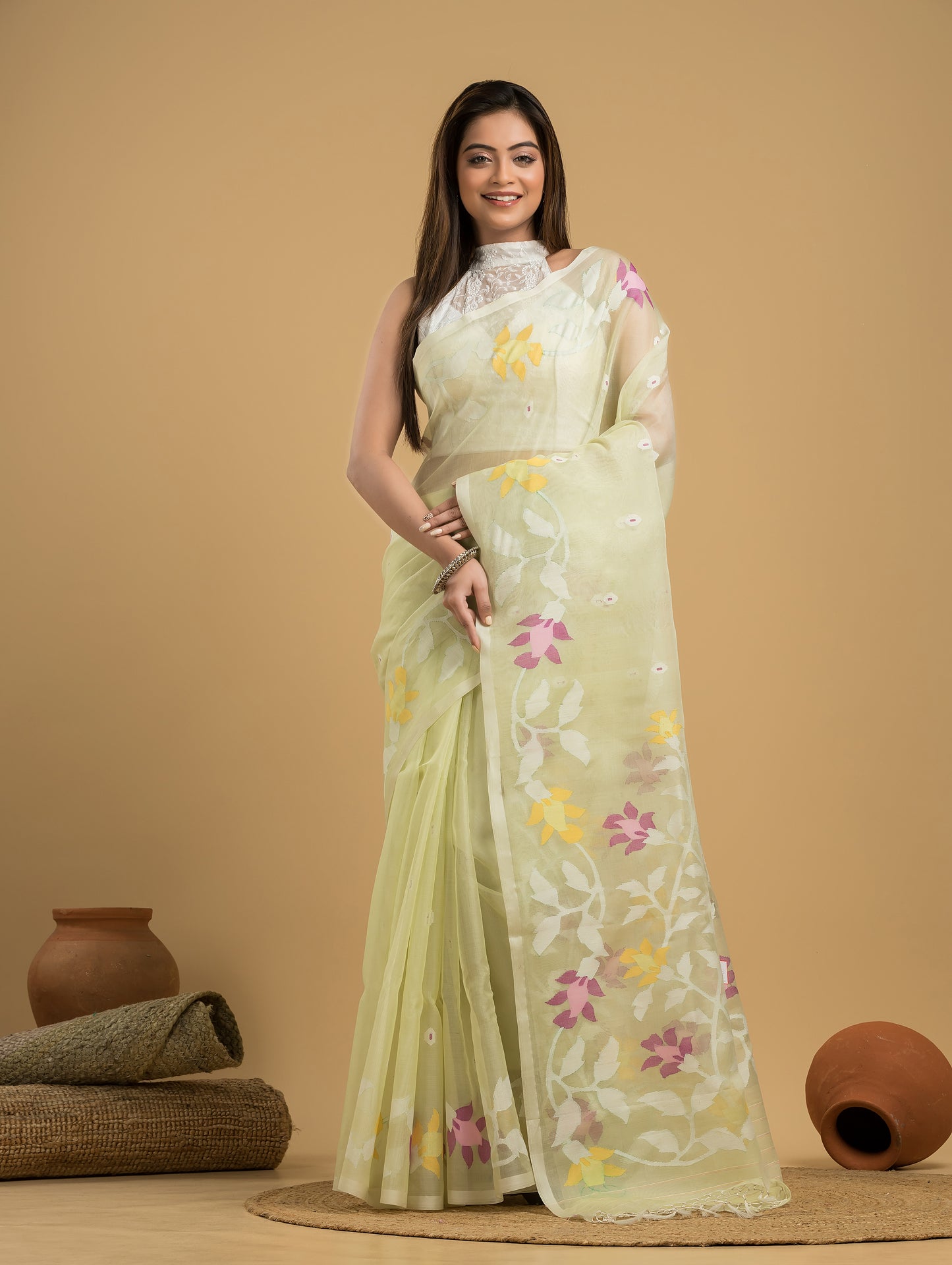 Handwoven Pure Jamdani Muslin Saree  |  Cream Beige