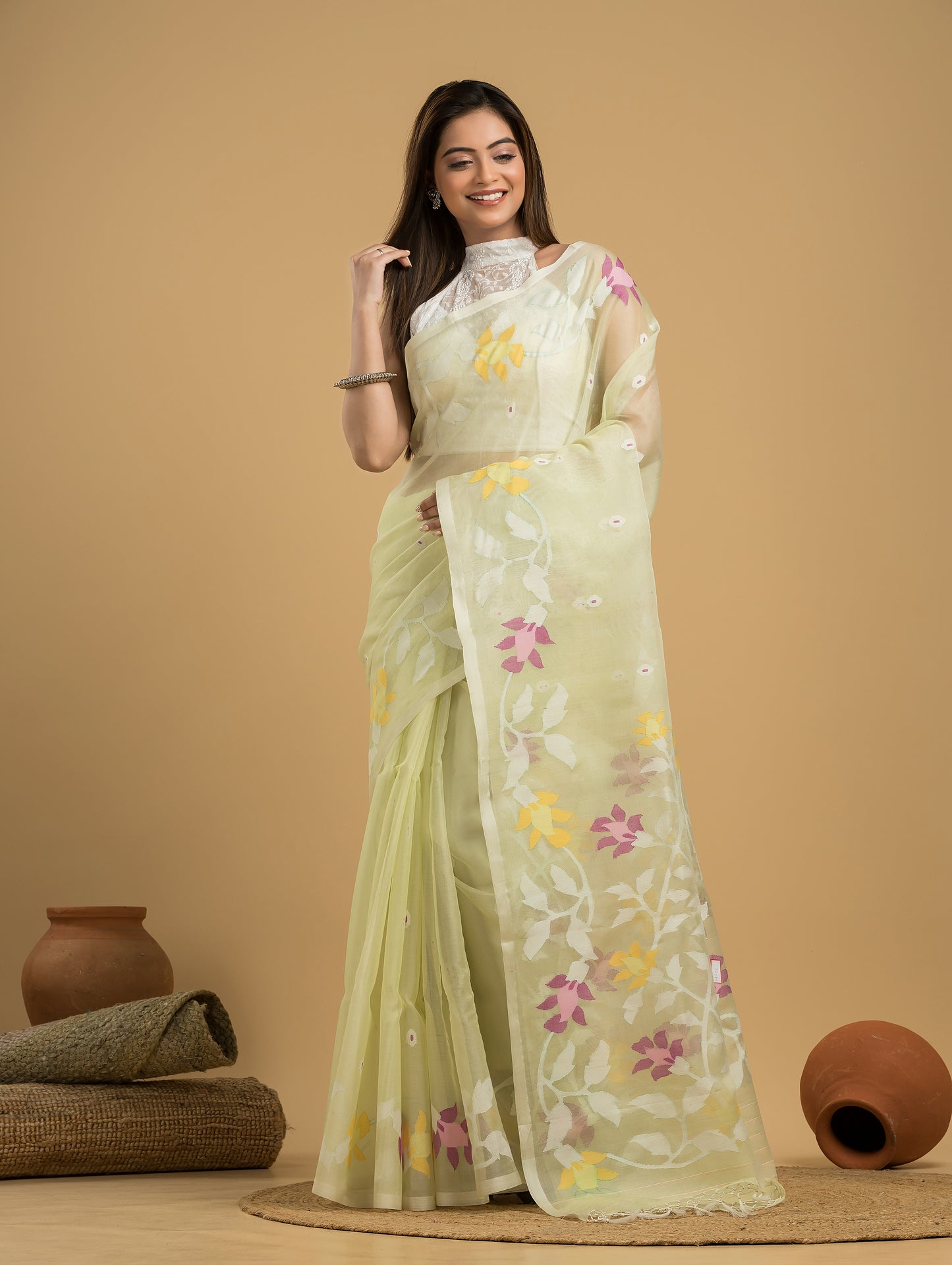 Handwoven Pure Jamdani Muslin Saree  |  Cream Beige