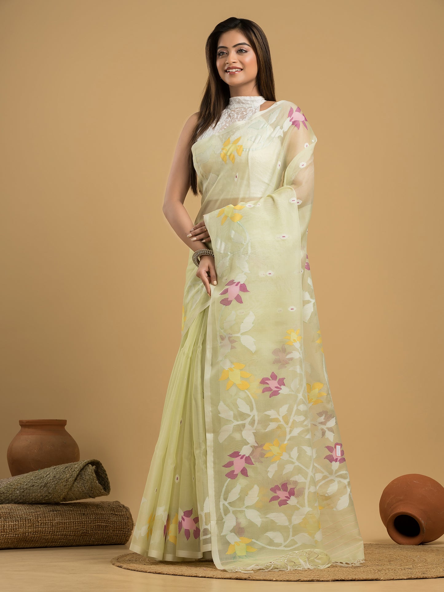 Handwoven Pure Jamdani Muslin Saree  |  Cream Beige