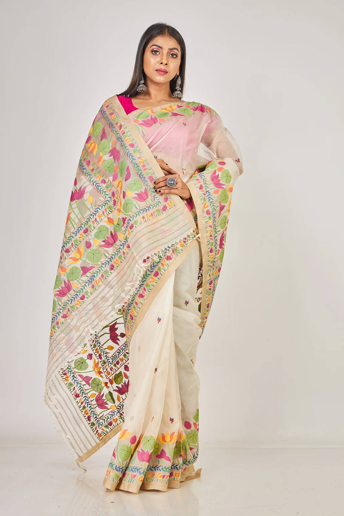 Handwoven Pure Jamdani Muslin Saree  |  Almond Beige