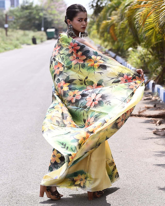 Handpainted Mulberry Handloom Silk Saree-002 - indeloom
