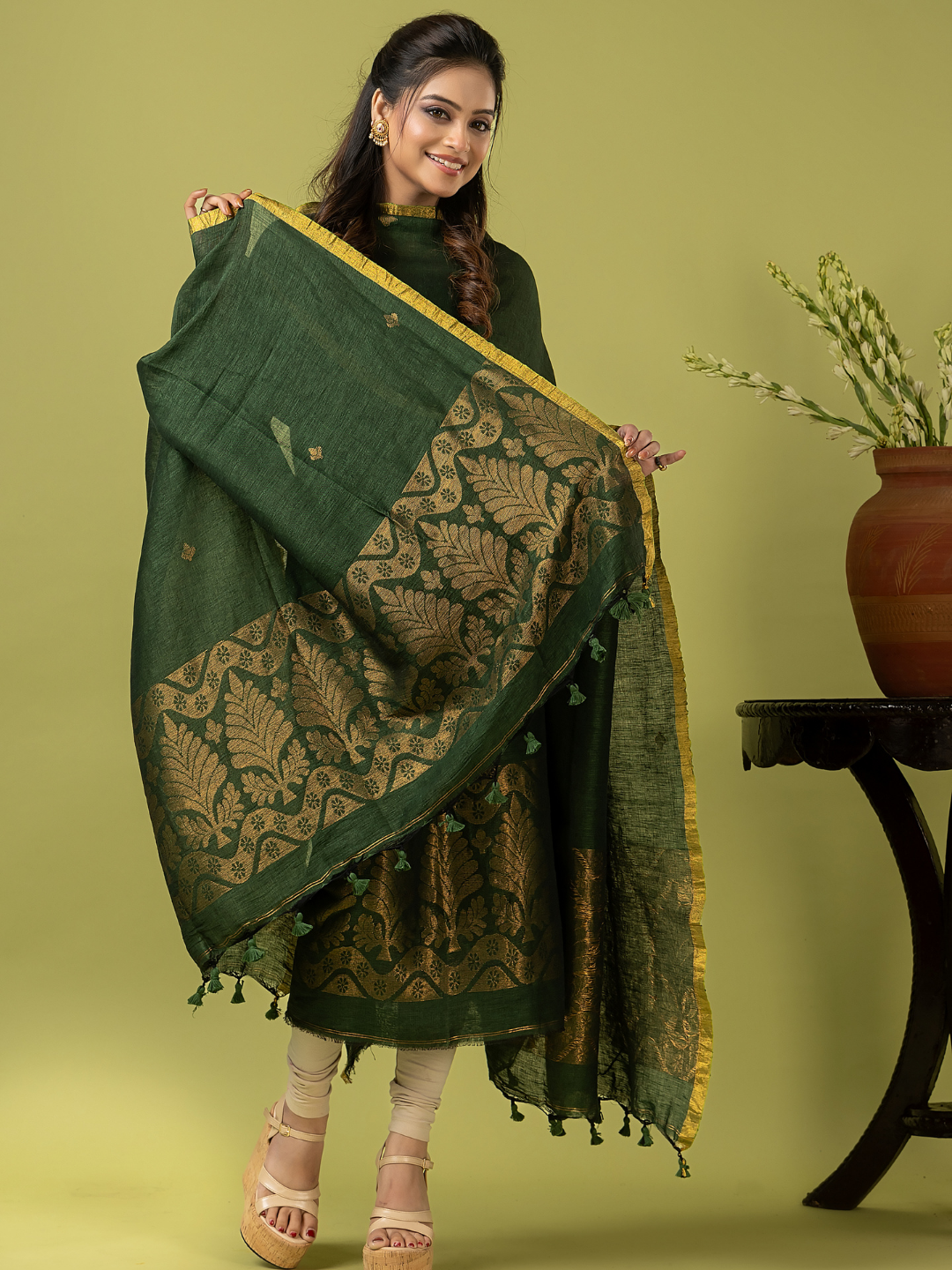 Handwoven Jamdani Linen Unstitched 2-piece Kurti | Forest Green
