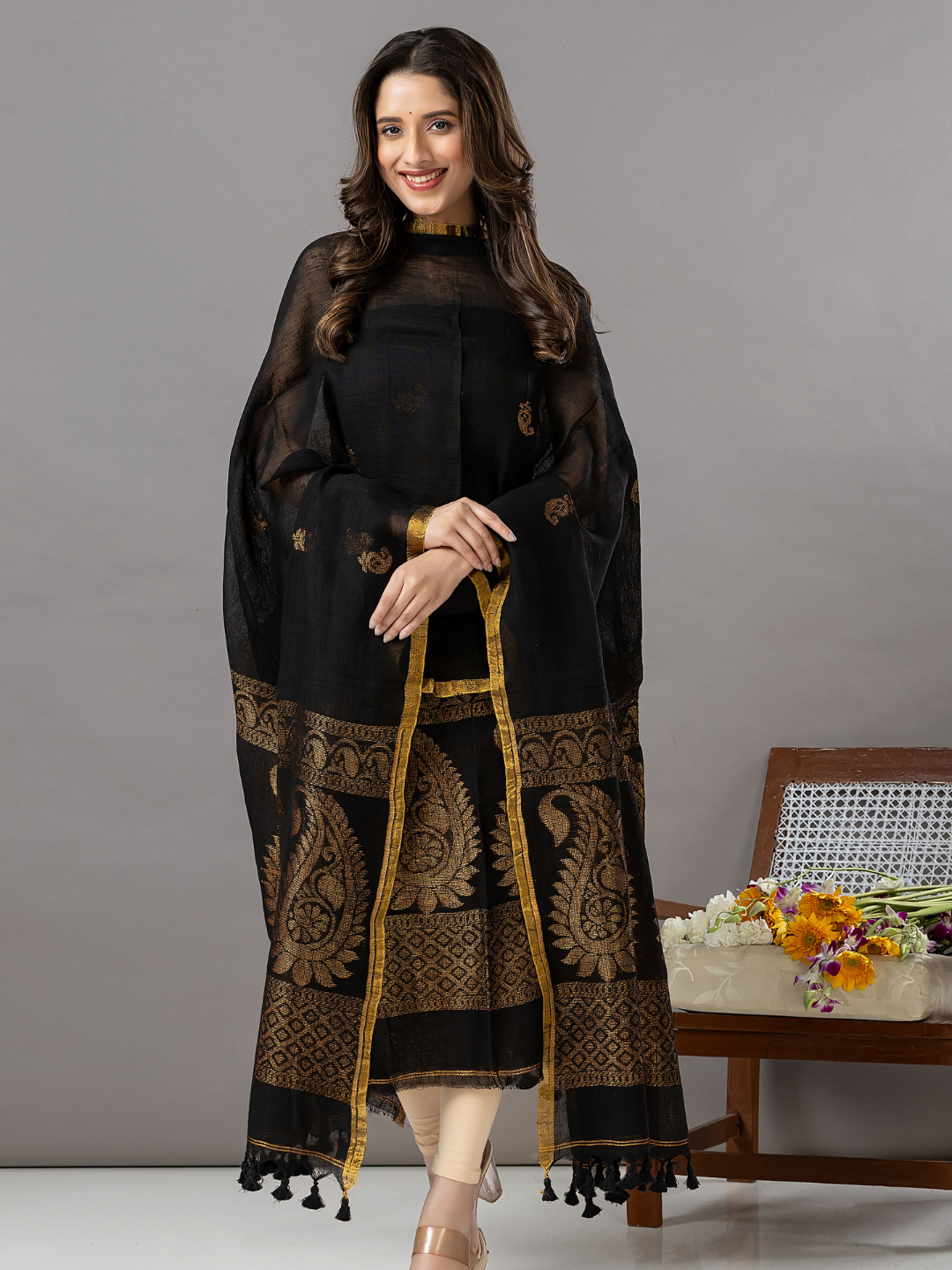 Handwoven Jamdani Linen Unstitched 2-Piece Kurti | Jet Black