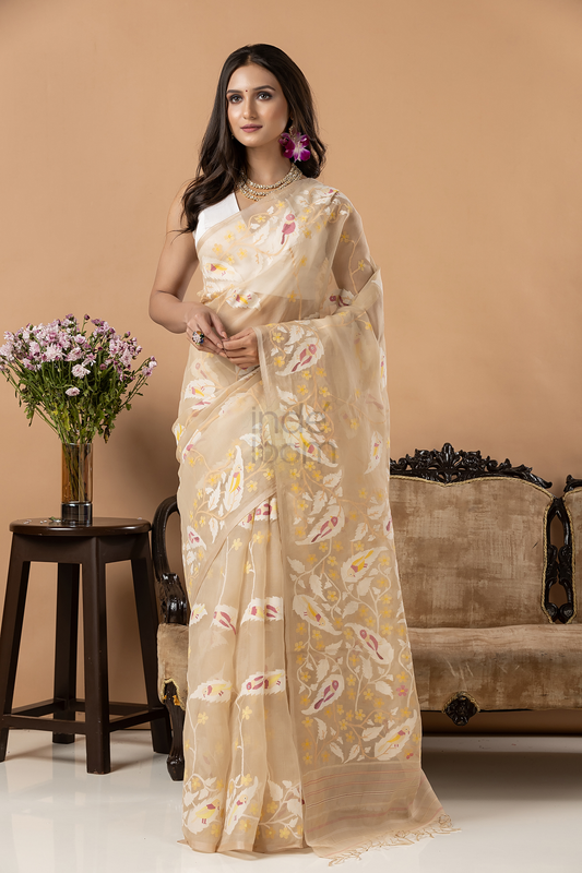 Handwoven Jamdani Muslin Saree | Beige | All-over Jamdani weaves