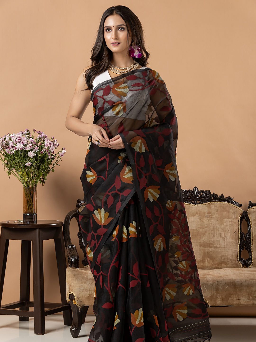 Handwoven Jamdani Muslin Saree | Jet Black