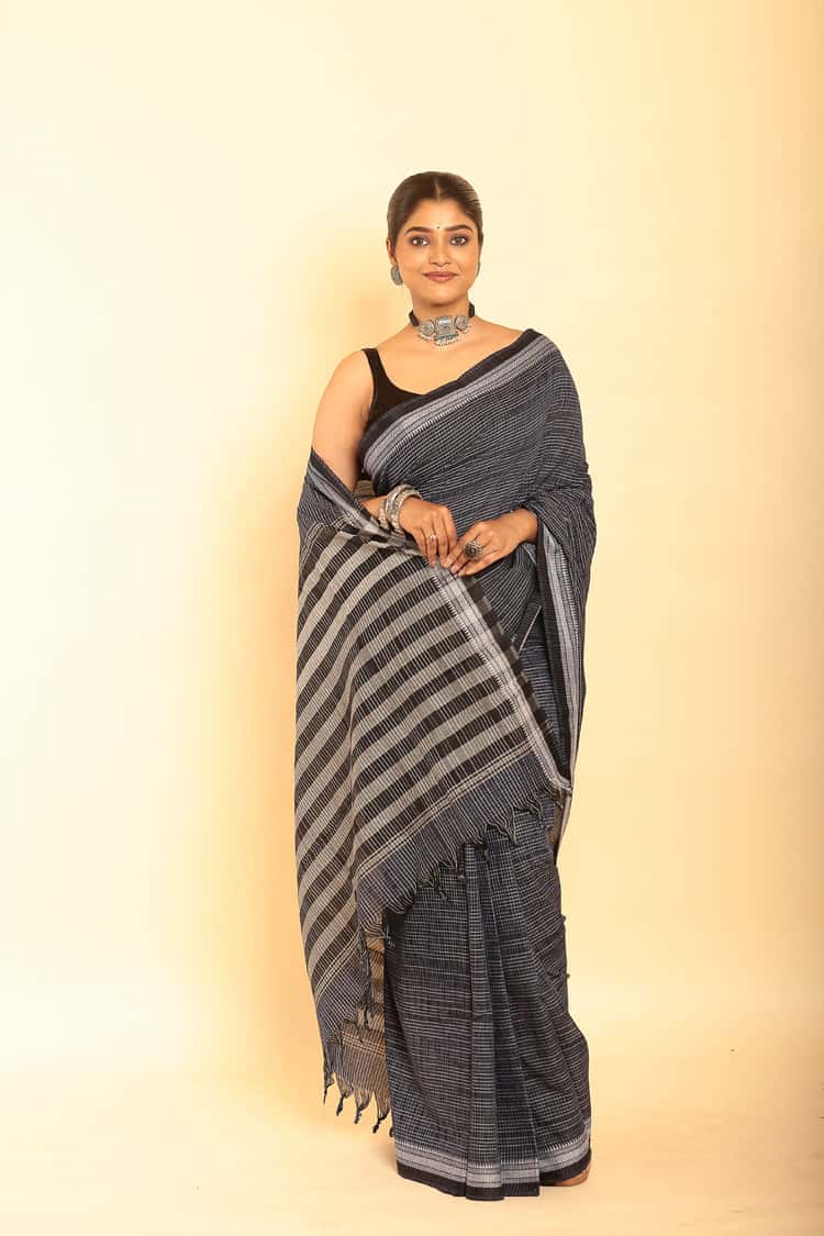 Black and White Border Handloom Cotton Saree-019 - indeloom