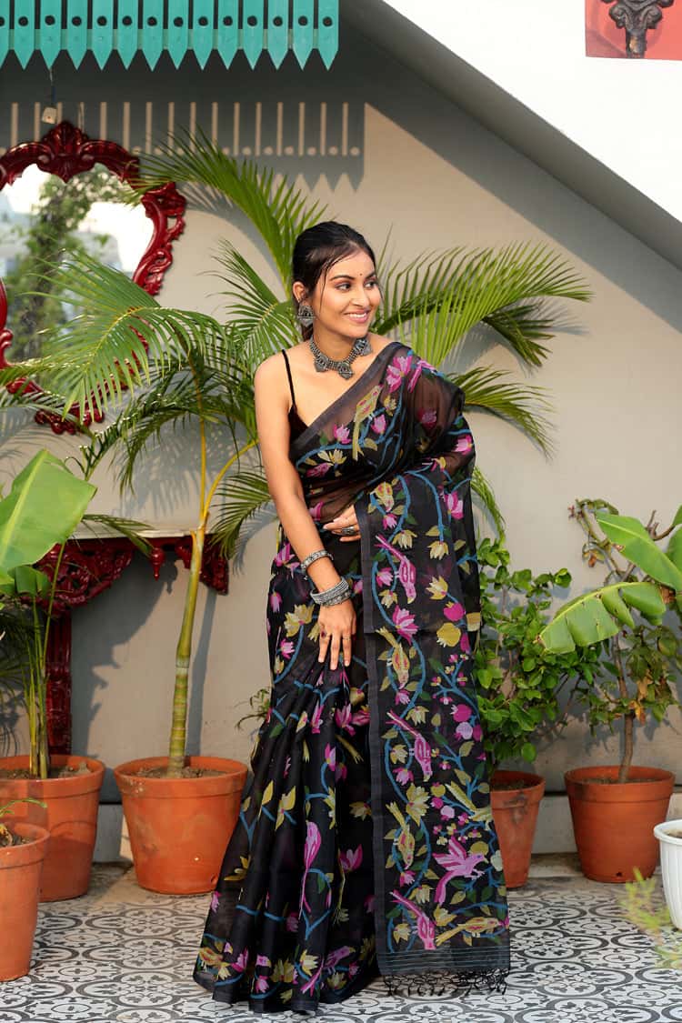 Handwoven Pure Jamdani Muslin Saree  |  Midnight Black