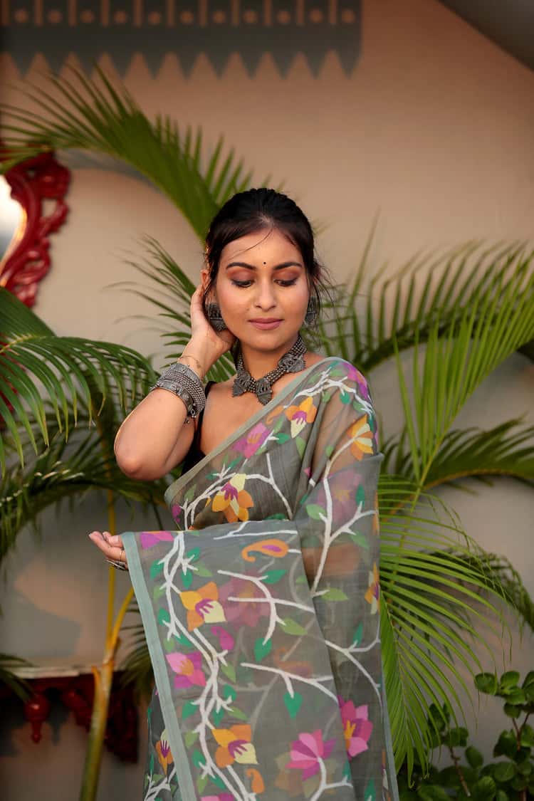 Fern Green Muslin Jamdani Saree-086 - indeloom
