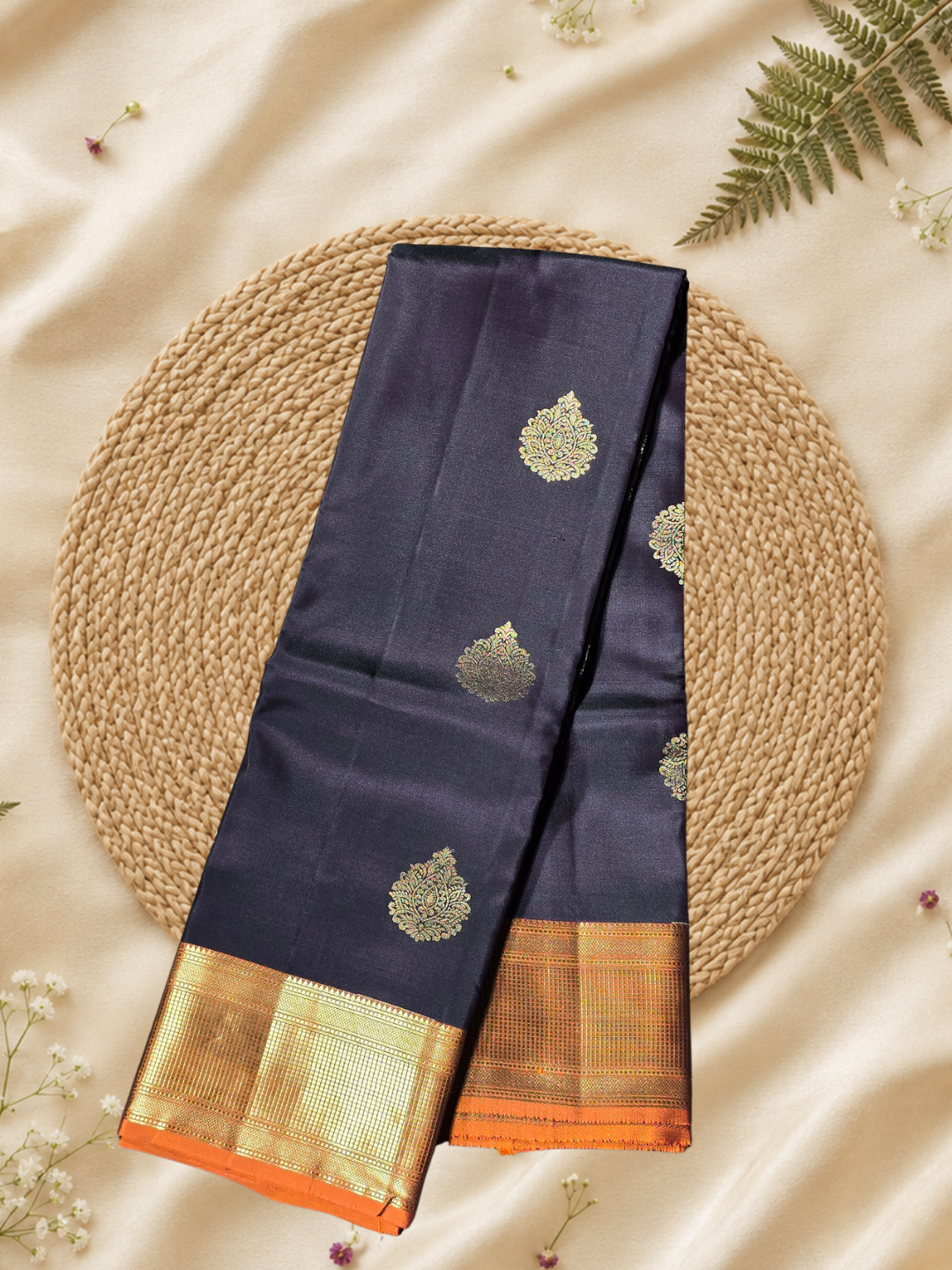 Traditional Kanjivaram Silk saree in Magenta