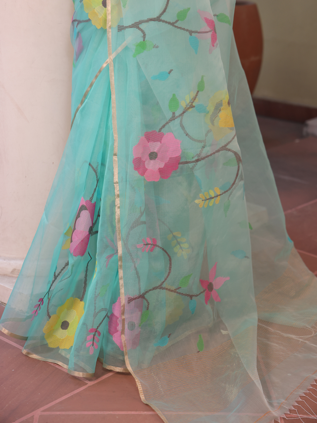 Handwoven Pure Jamdani Muslin Saree  |  Seafoam Teal